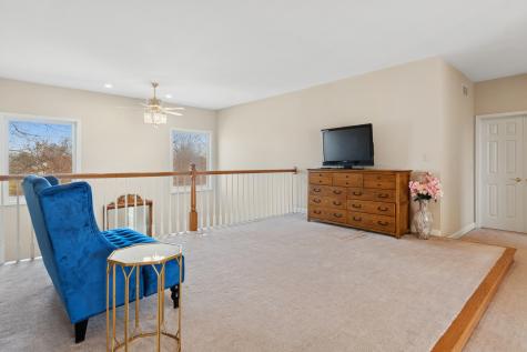 2667 Charter Oak Drive Aurora IL 60502