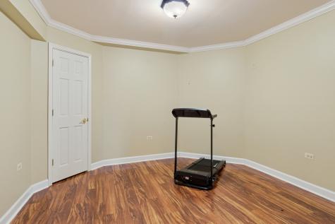 2667 Charter Oak Drive Aurora IL 60502