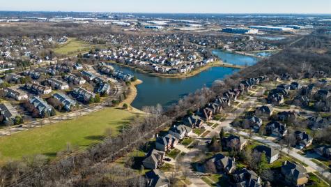 2667 Charter Oak Drive Aurora IL 60502