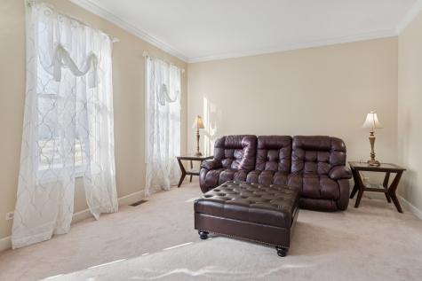 2667 Charter Oak Drive Aurora IL 60502