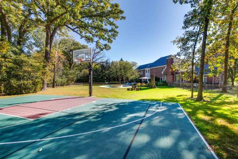 180 South Suffolk Lane Lake Forest IL 60045