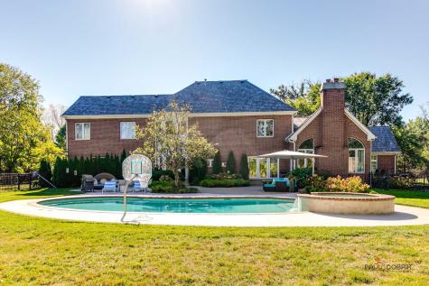 180 South Suffolk Lane Lake Forest IL 60045