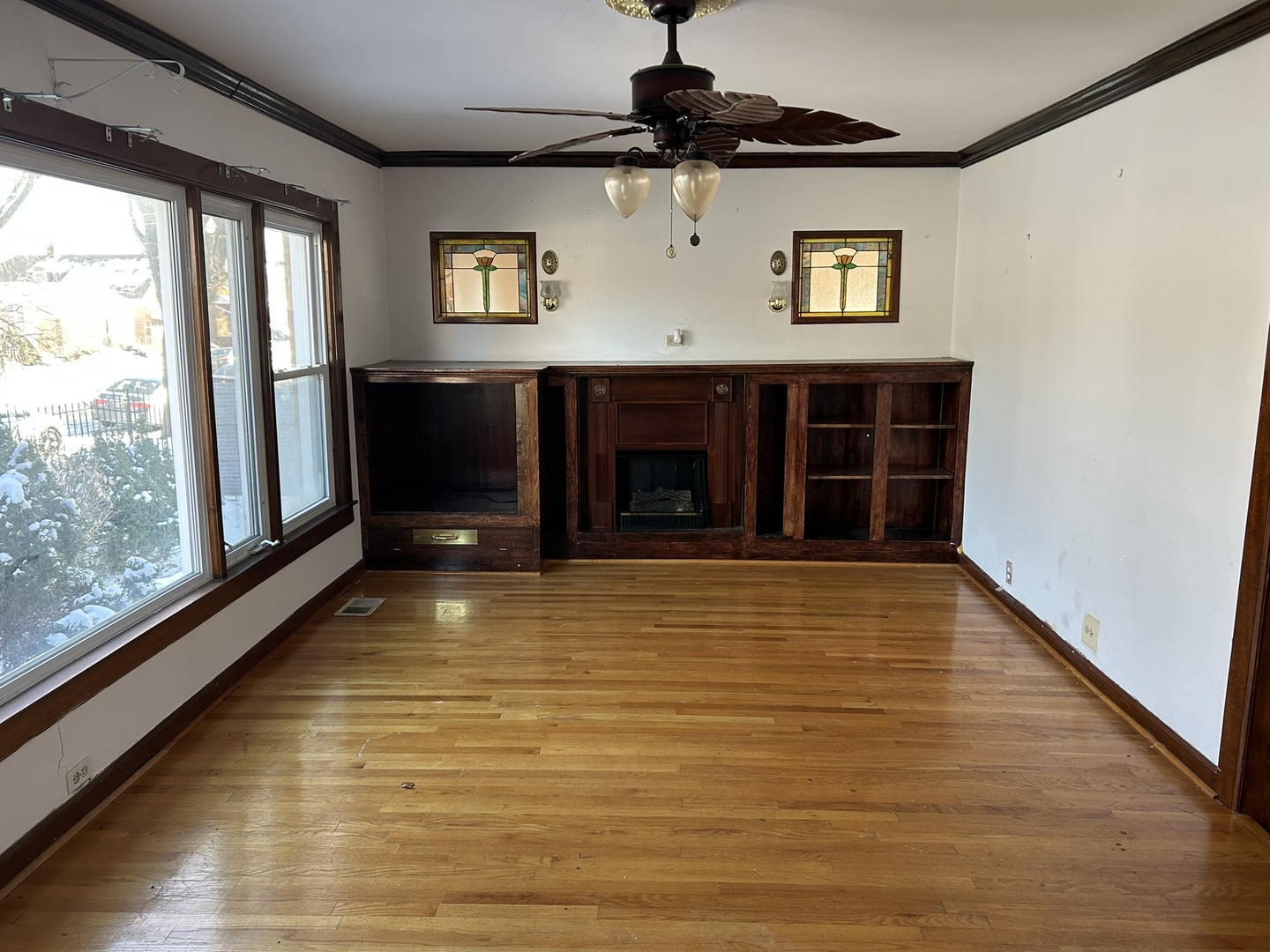 9300 South Vernon Avenue Chicago IL 60619