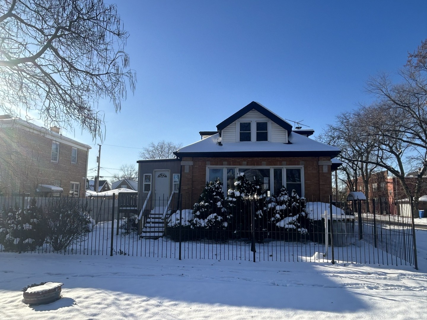 9300 South Vernon Avenue Chicago IL 60619