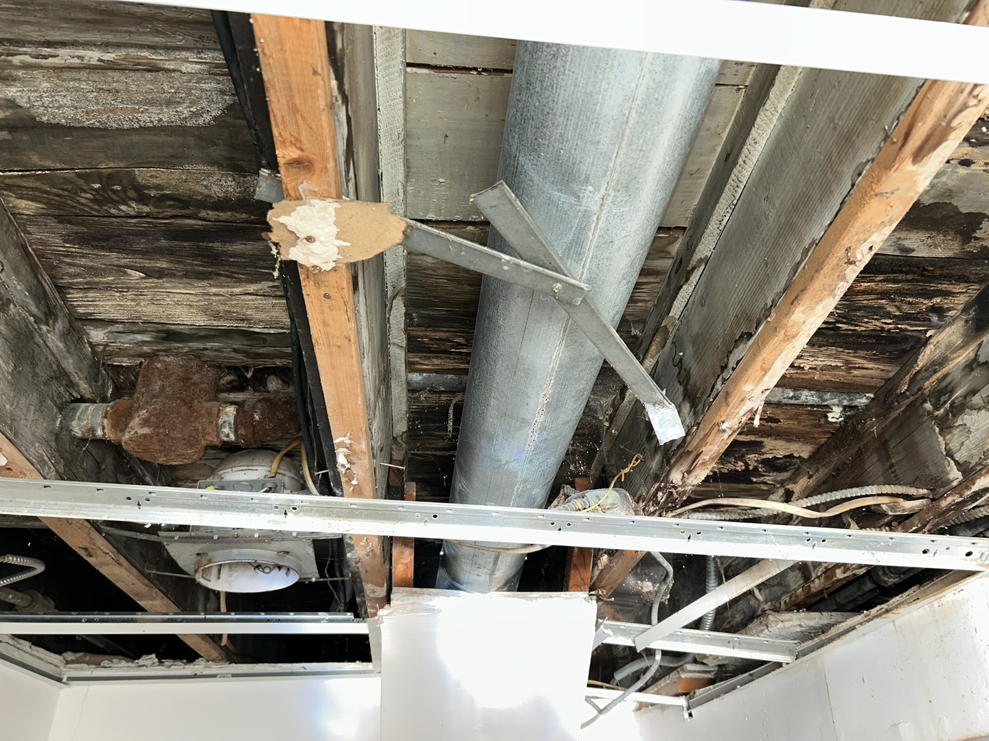 9300 South Vernon Avenue Chicago IL 60619