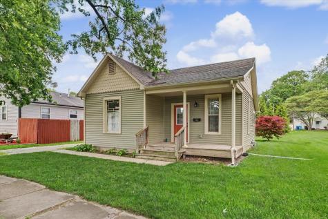 708 East Center Street Monticello IL 61856