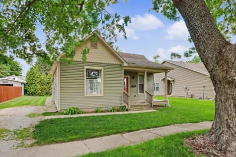 708 East Center Street Monticello IL 61856