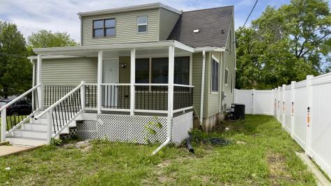 9759 Rutherford Avenue Oak Lawn IL 60453