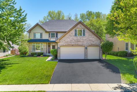 207 Lions Court Lake Zurich IL 60047
