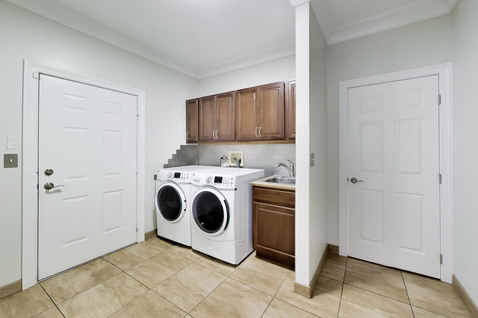 207 Lions Court Lake Zurich IL 60047
