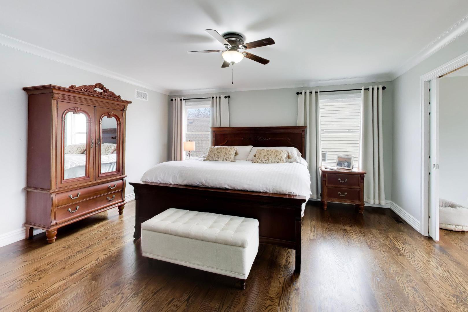 207 Lions Court Lake Zurich IL 60047