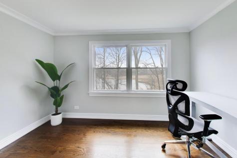 207 Lions Court Lake Zurich IL 60047