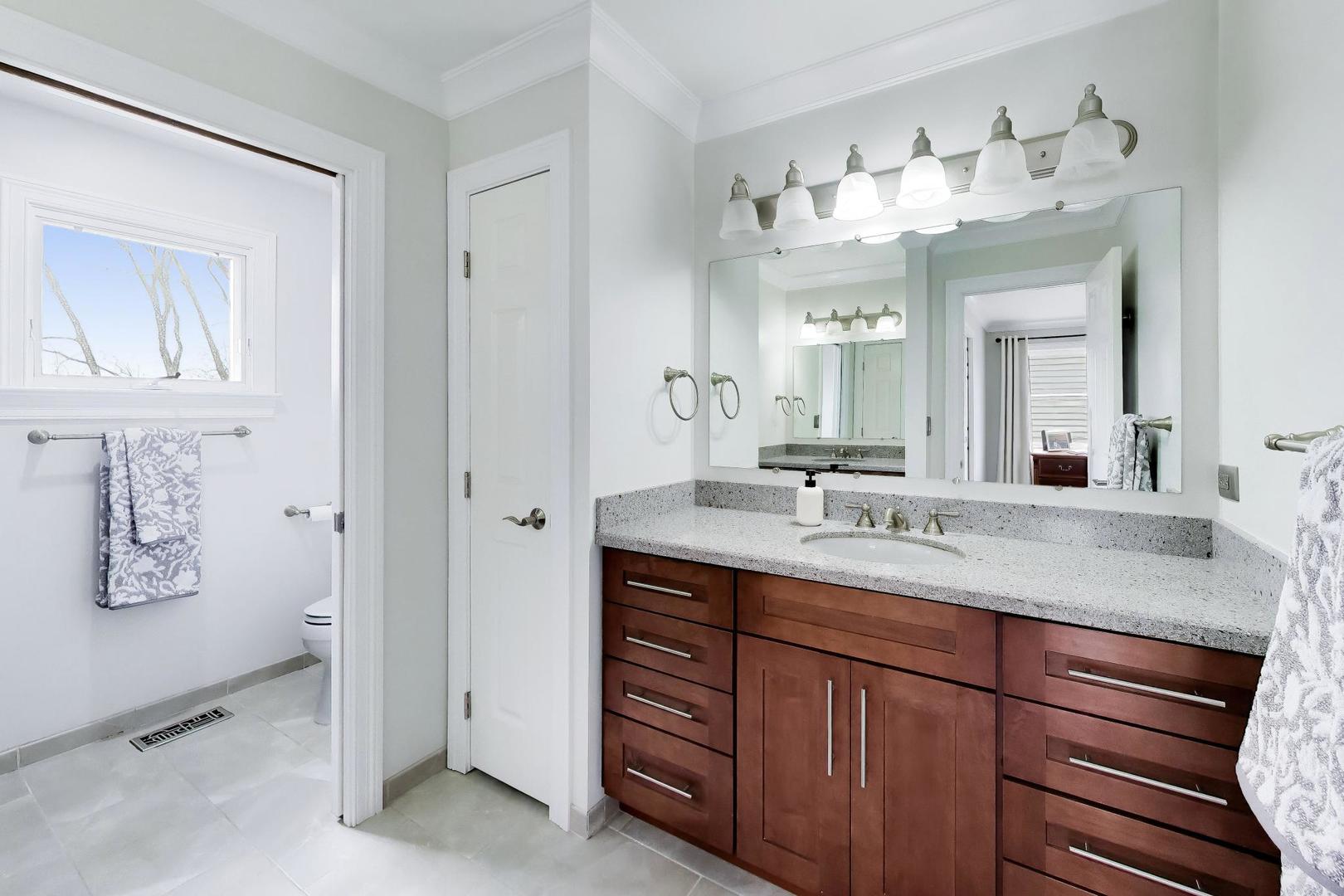 207 Lions Court Lake Zurich IL 60047