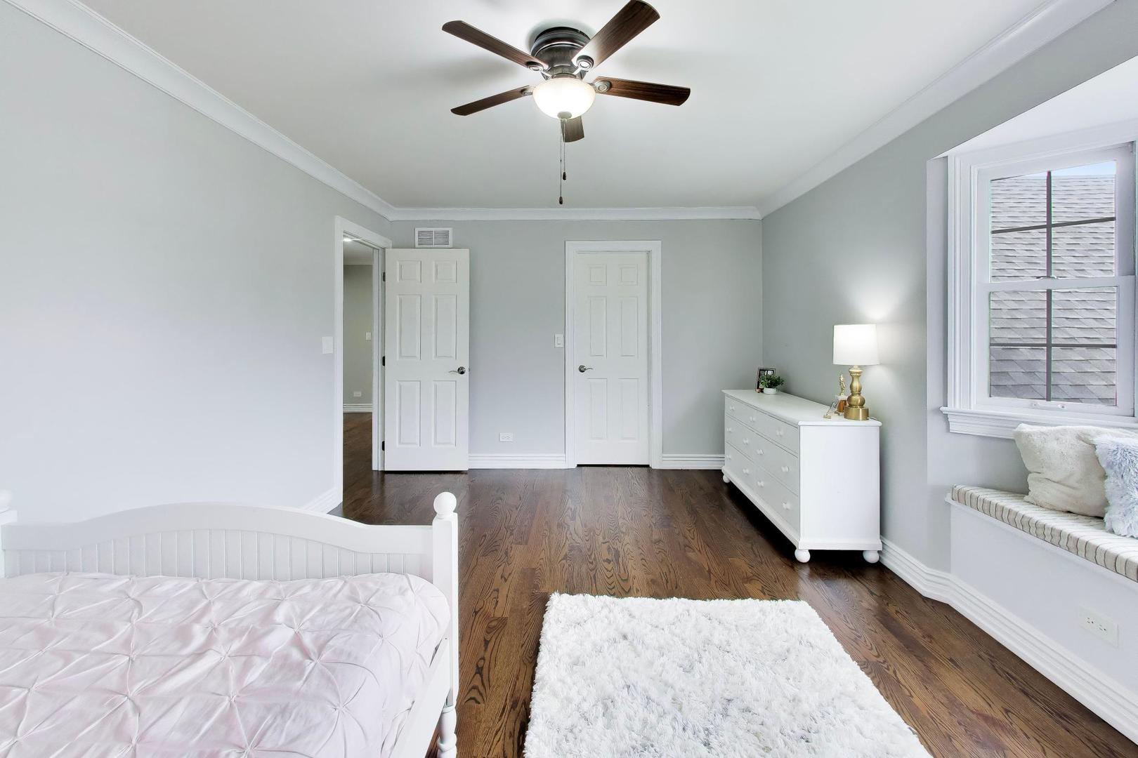 207 Lions Court Lake Zurich IL 60047