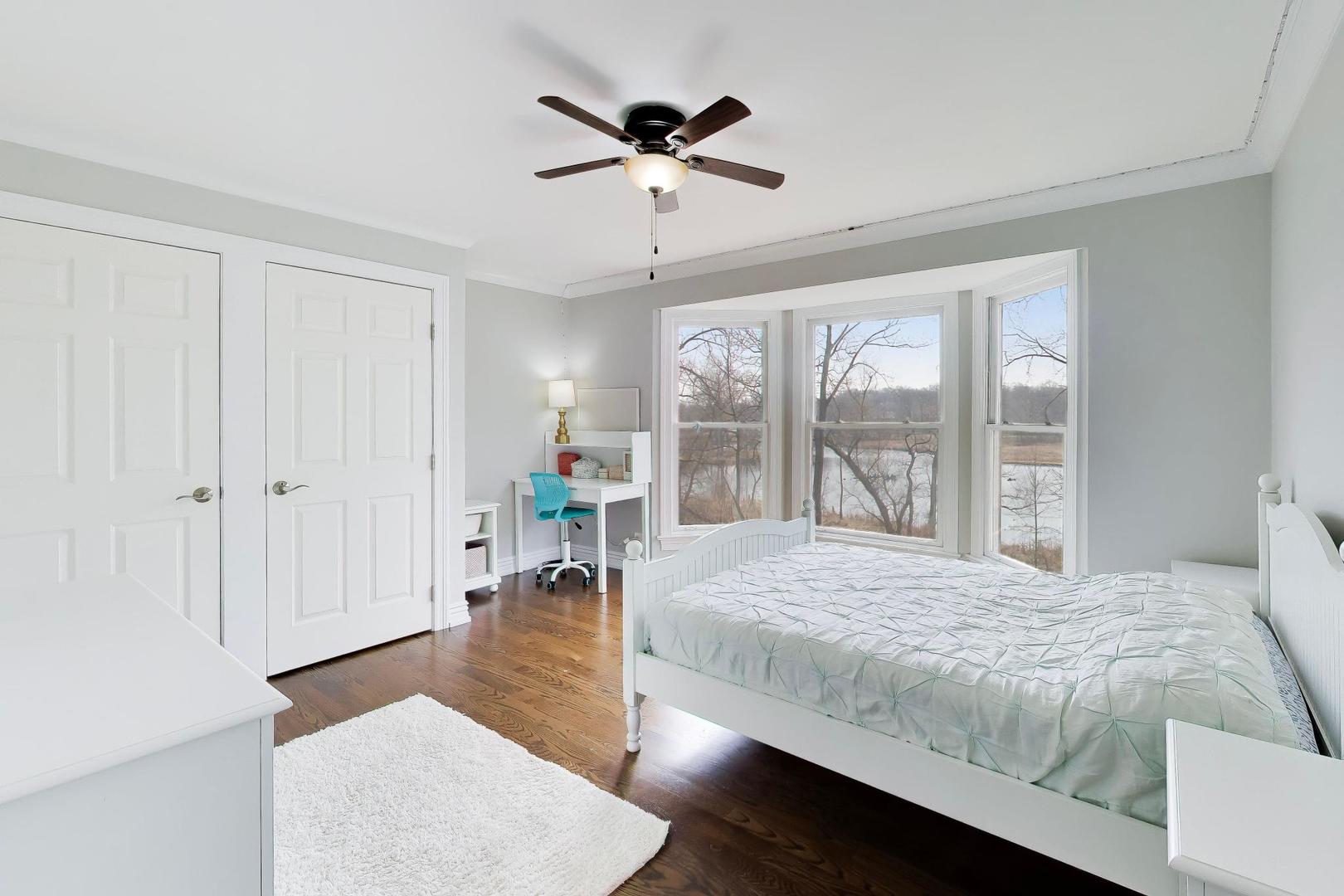 207 Lions Court Lake Zurich IL 60047