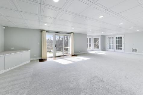 207 Lions Court Lake Zurich IL 60047