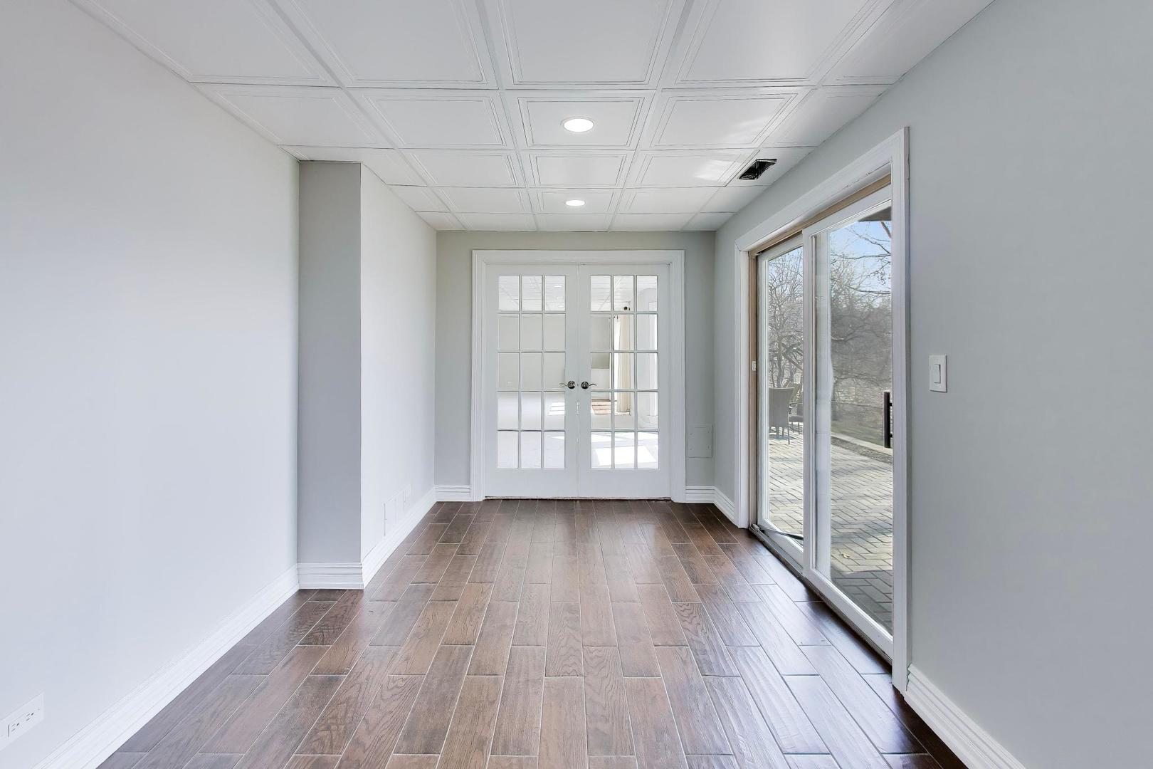 207 Lions Court Lake Zurich IL 60047