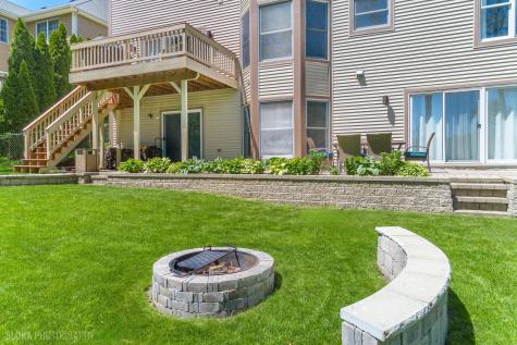 207 Lions Court Lake Zurich IL 60047