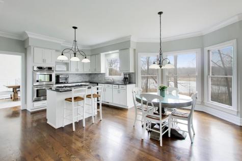 207 Lions Court Lake Zurich IL 60047