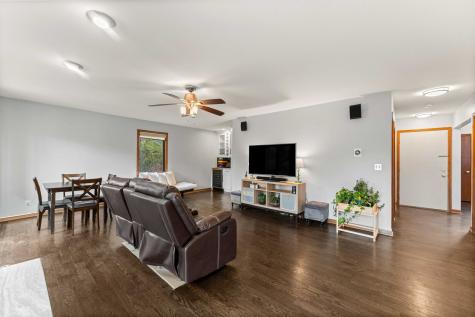 2 Rutgers Court Hawthorn Woods IL 60047