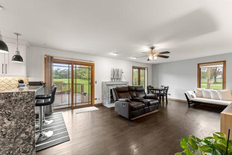 2 Rutgers Court Hawthorn Woods IL 60047