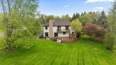 2 Rutgers Court Hawthorn Woods IL 60047