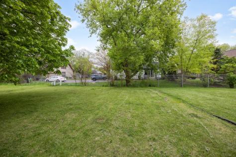 709 Carlisle Drive Woodstock IL 60098