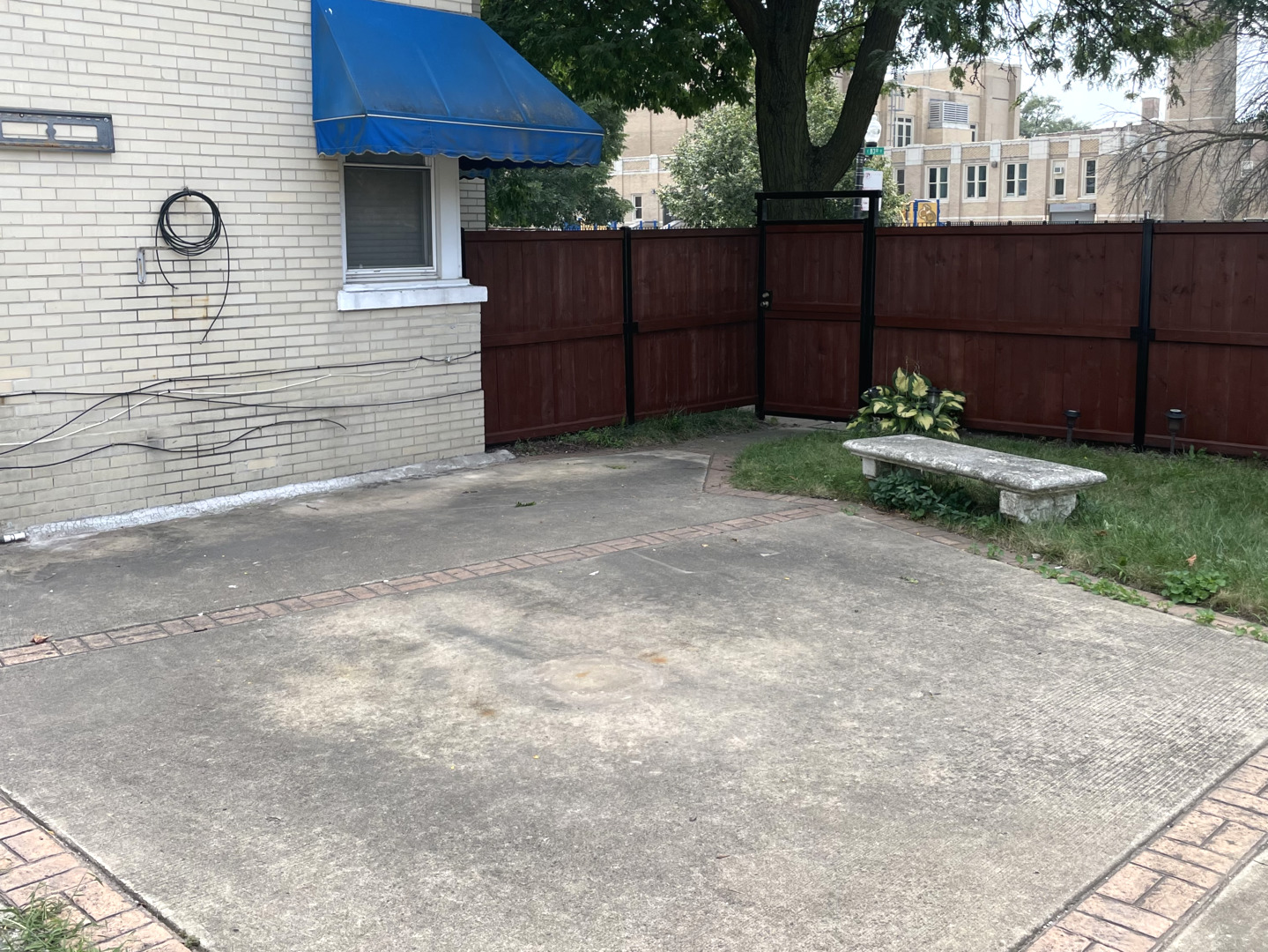 8258 South Rhodes Avenue Chicago IL 60619