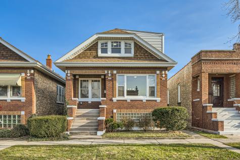 2427 Harvey Avenue Berwyn IL 60402