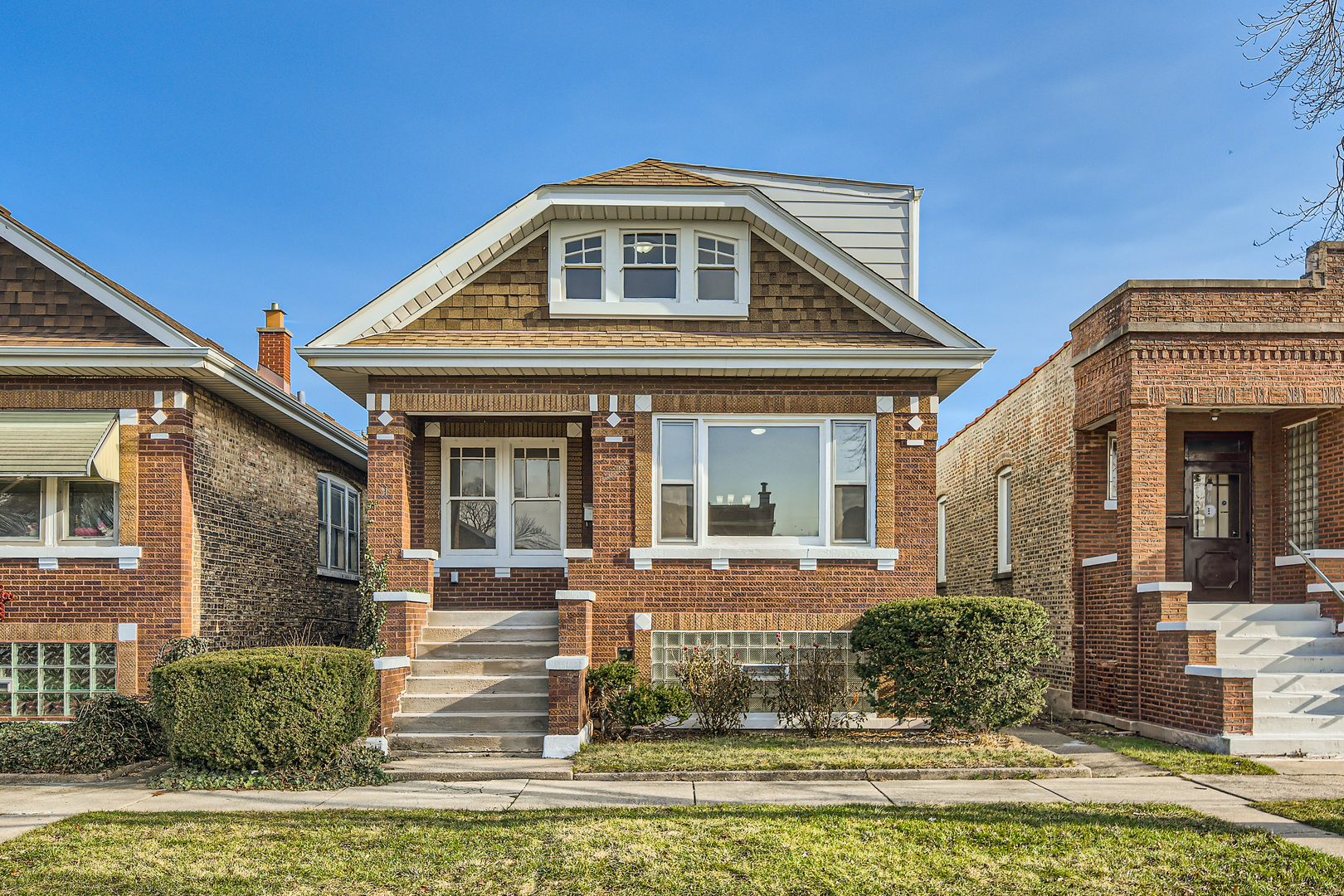 2427 Harvey Avenue Berwyn IL 60402