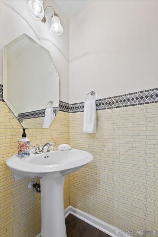 4105 Winslow Court Aurora IL 60504