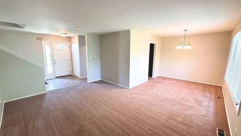 123 Oriole Road Matteson IL 60443
