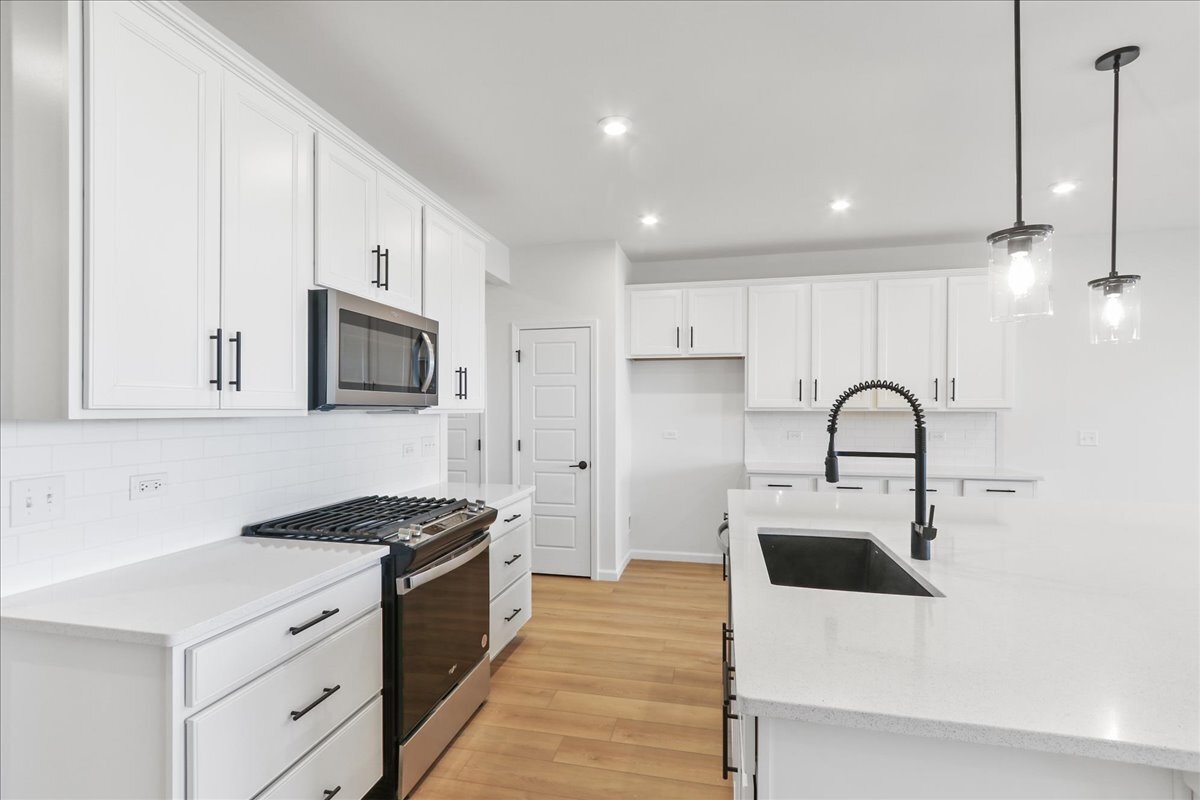729 Dropseed Lane Bolingbrook IL 60490