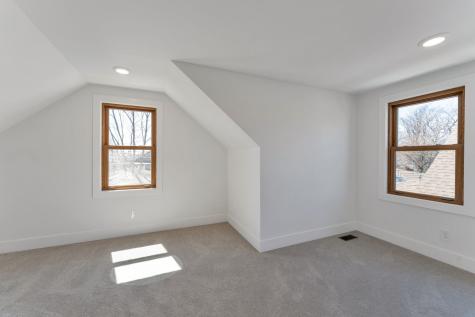 2825 West 84th Place Chicago IL 60652