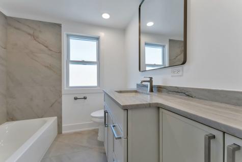 2825 West 84th Place Chicago IL 60652
