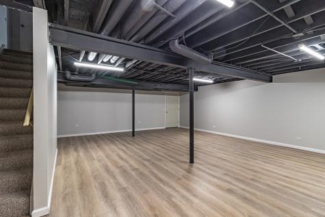 12 Sommerset Lane Lincolnshire IL 60069