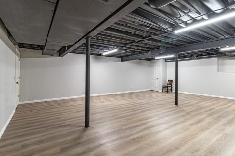 12 Sommerset Lane Lincolnshire IL 60069