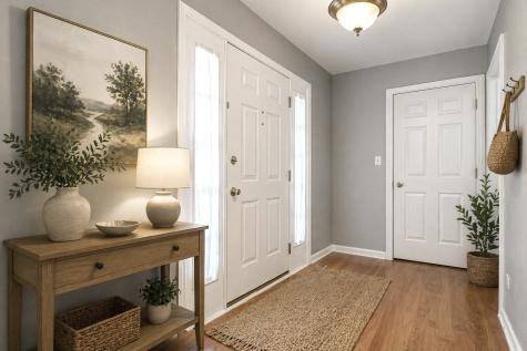 12 Sommerset Lane Lincolnshire IL 60069
