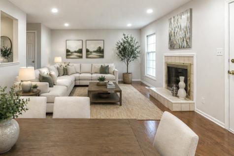 12 Sommerset Lane Lincolnshire IL 60069