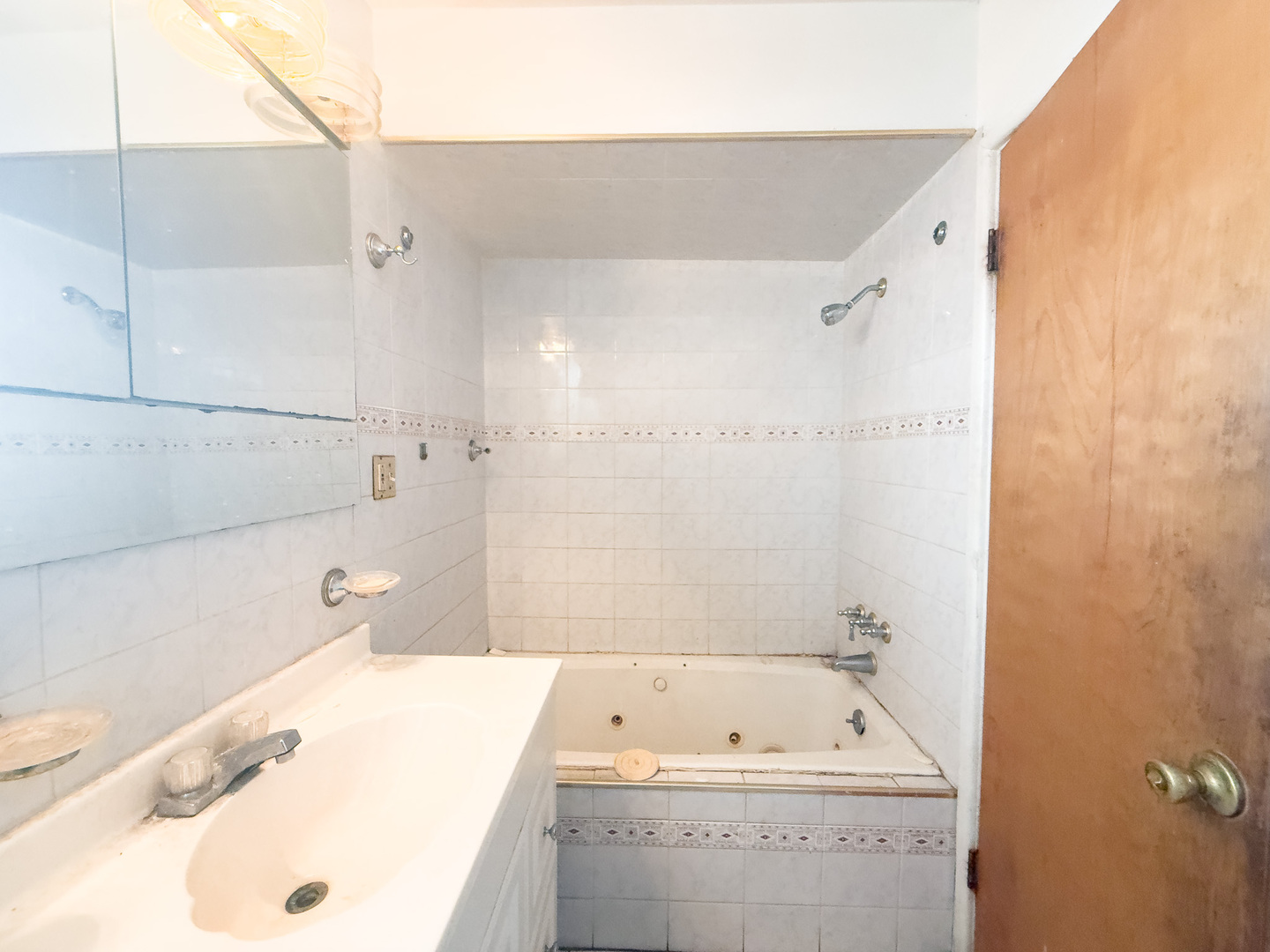 7331 South Carpenter Street Chicago IL 60621