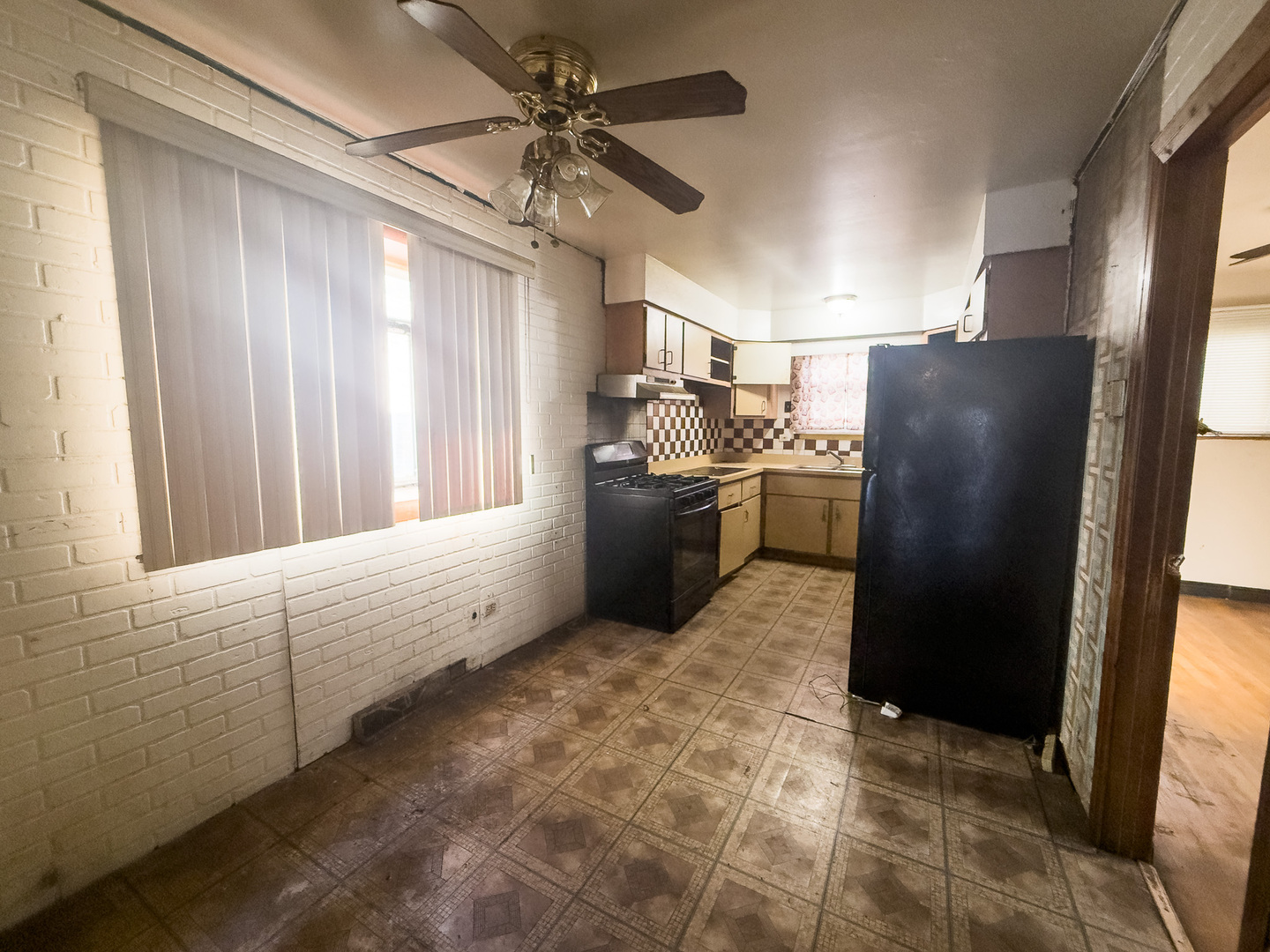 7331 South Carpenter Street Chicago IL 60621