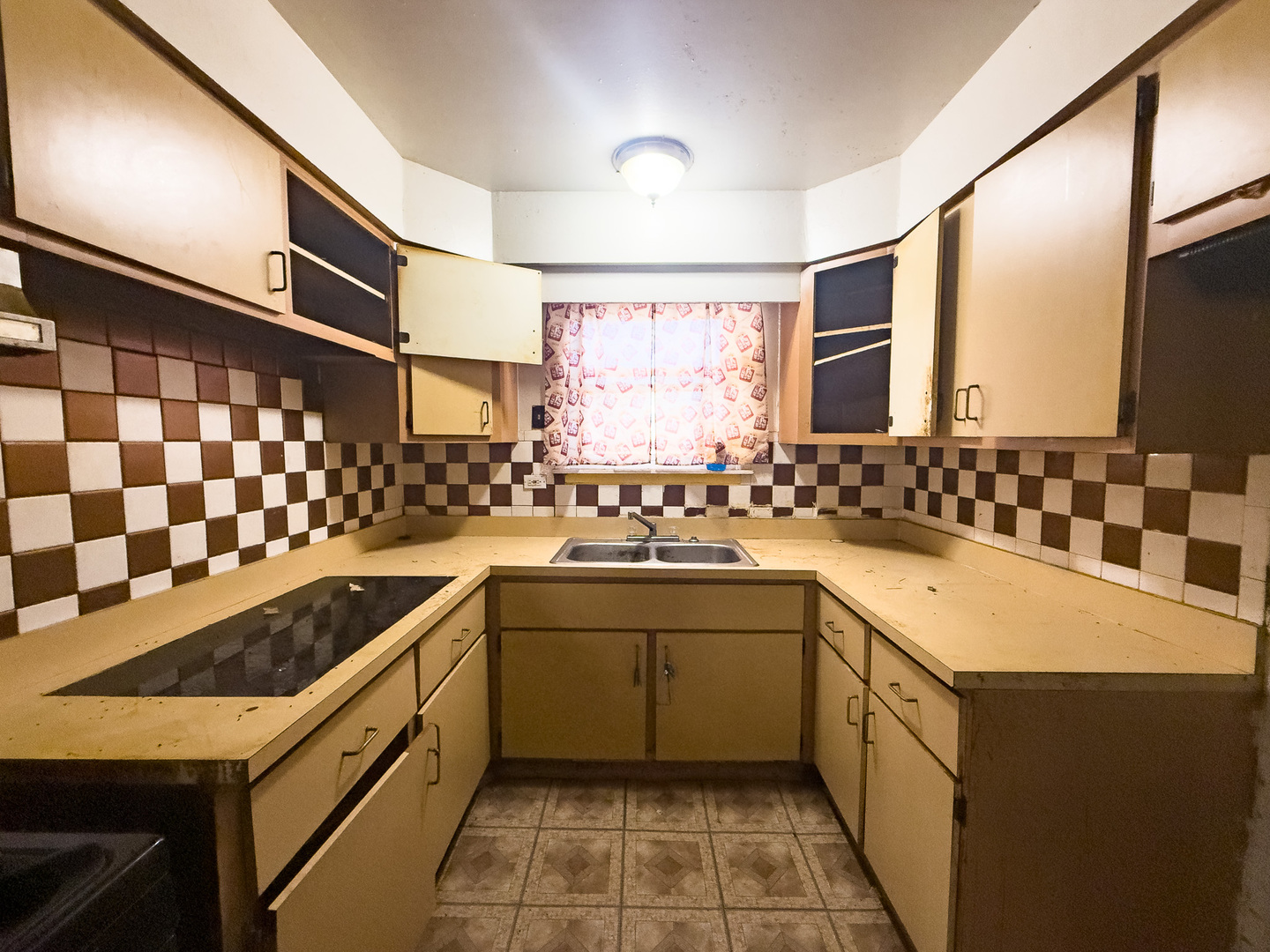 7331 South Carpenter Street Chicago IL 60621