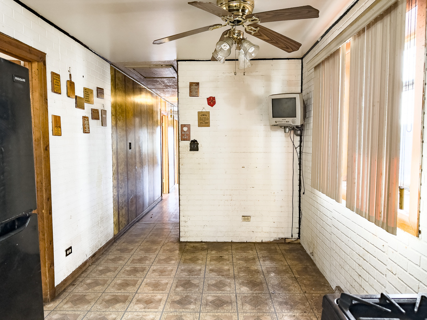 7331 South Carpenter Street Chicago IL 60621