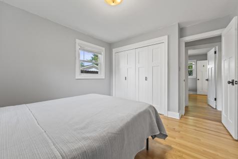 946 West Winchester Road Libertyville IL 60048