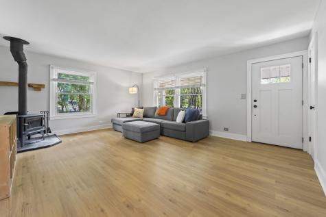946 West Winchester Road Libertyville IL 60048