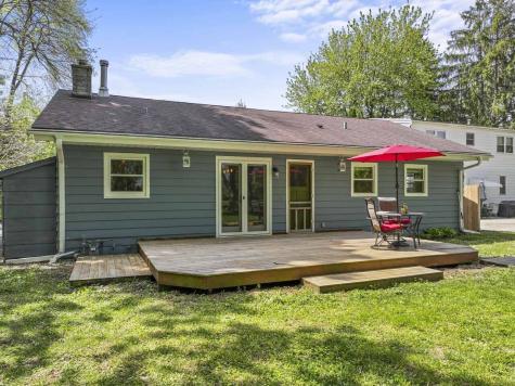 946 West Winchester Road Libertyville IL 60048