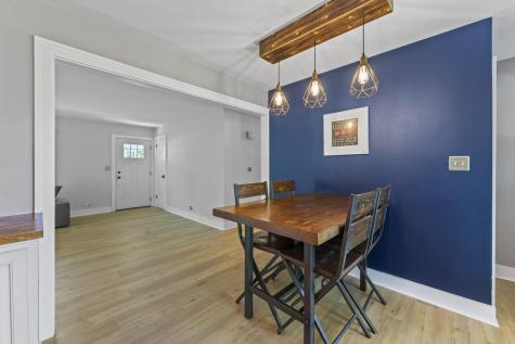 946 West Winchester Road Libertyville IL 60048
