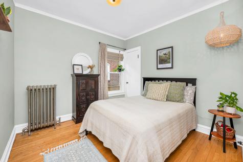 1806 Greenleaf Street Evanston IL 60202