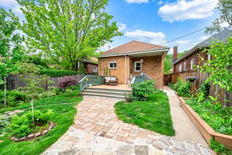 1806 Greenleaf Street Evanston IL 60202