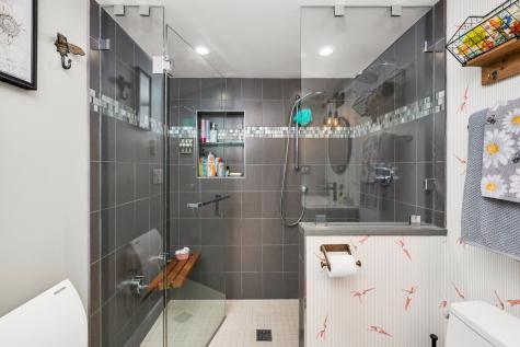 1806 Greenleaf Street Evanston IL 60202
